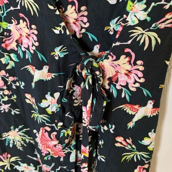 Floral Wrap Dress - Picture 10 of 11